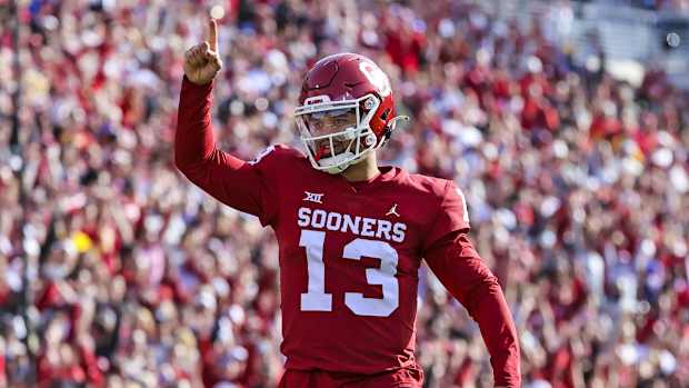 Caleb Williams with the Oklahoma Sooners